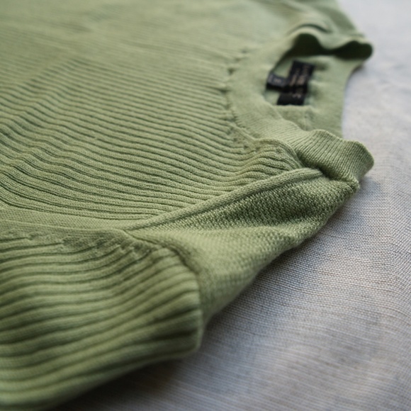 Banana Republic Green Merino Wool Sweater - S - Picture 5 of 6